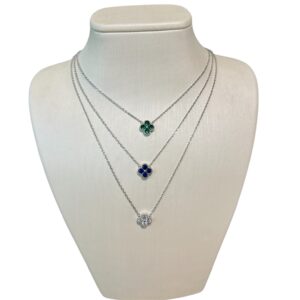 Collana quadrifoglio bianco