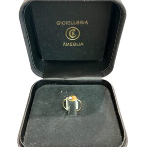 Anello in oro e corallo