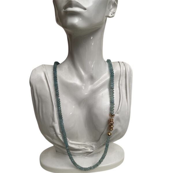 Collana acquamarina e chiusura in oro