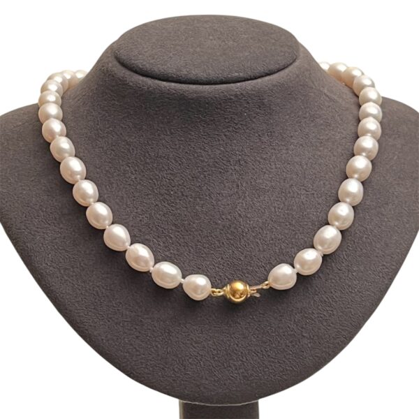 Collana di perle acqua dolce  chiusura ball in oro