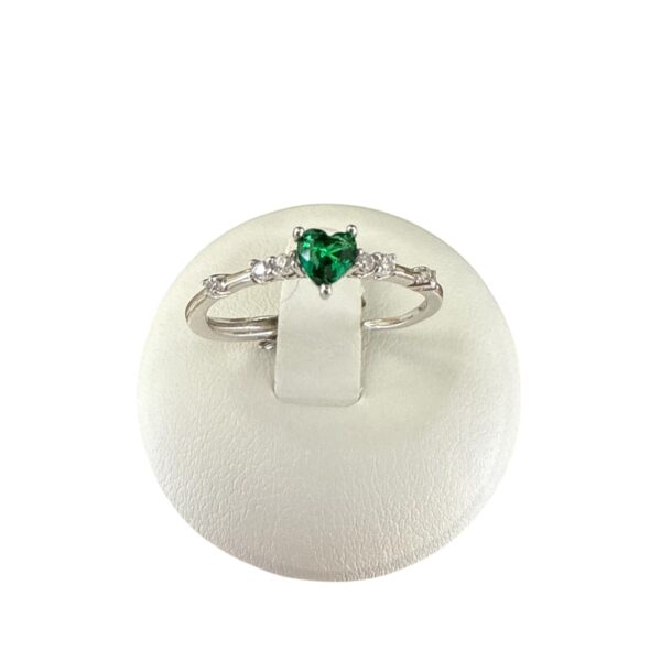 Anello cuore verde